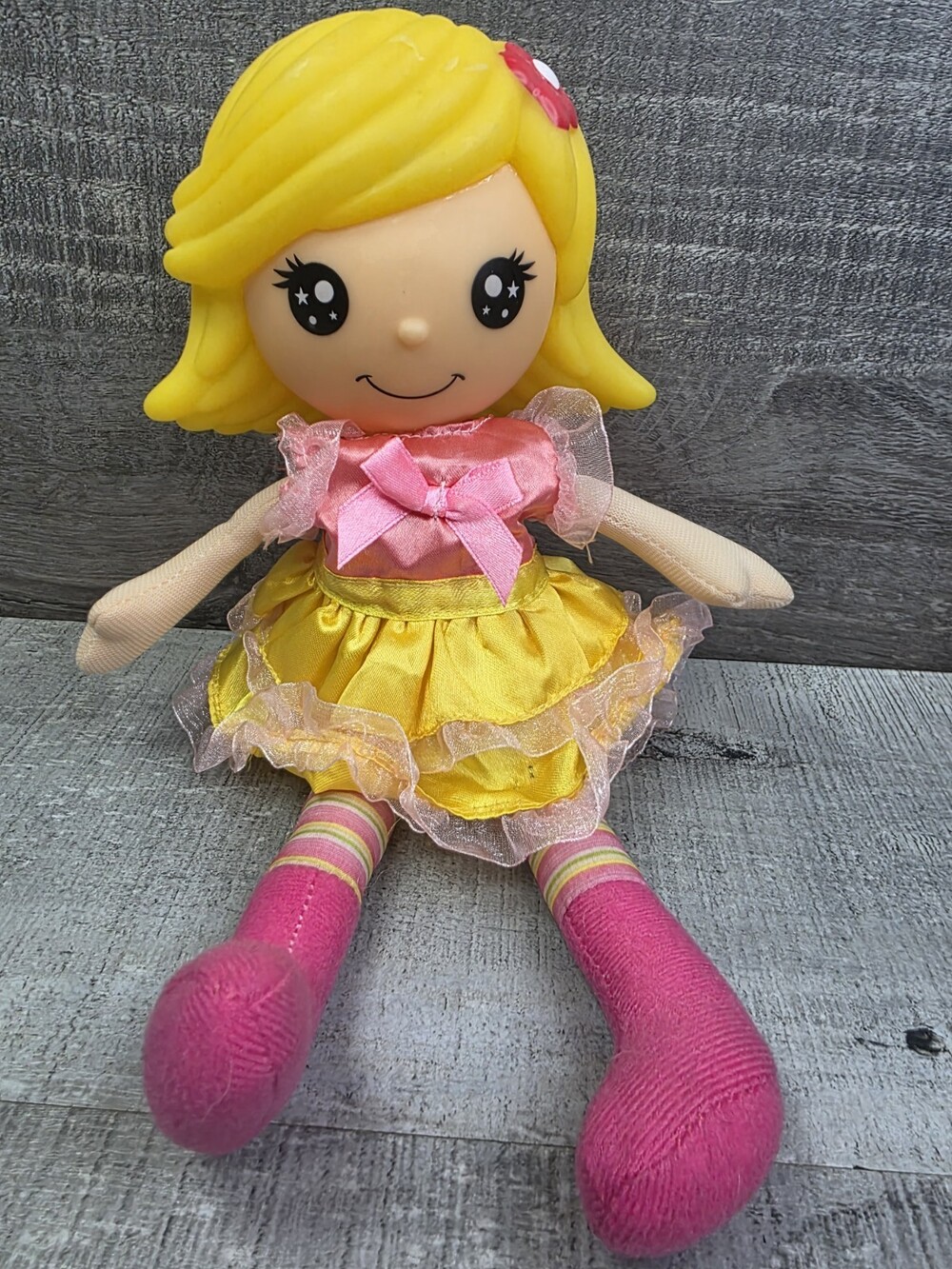 Polyfect Dizzy Doo Doll Pink Polka Dot Dress Big Eyes Yellow Molded Hair 10"b308
